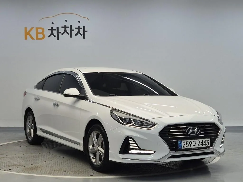 Hyundai Sonata 2020 photo 4