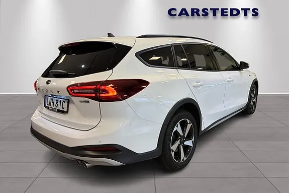 Ford Focus 2023 photo 3
