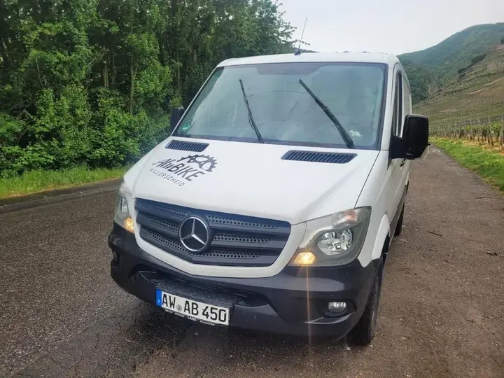 Mercedes-Benz Sprinter 214