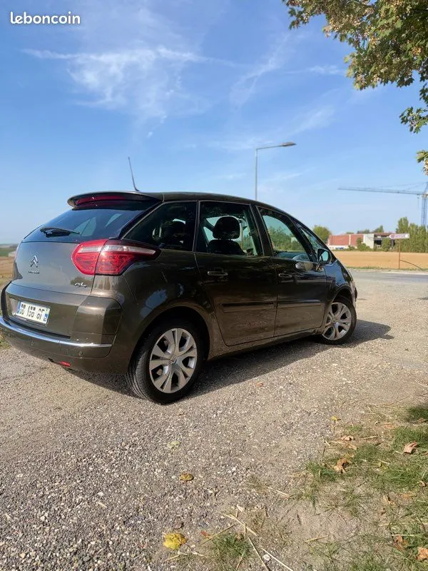 Citroen C4 Picasso 2012 photo 3