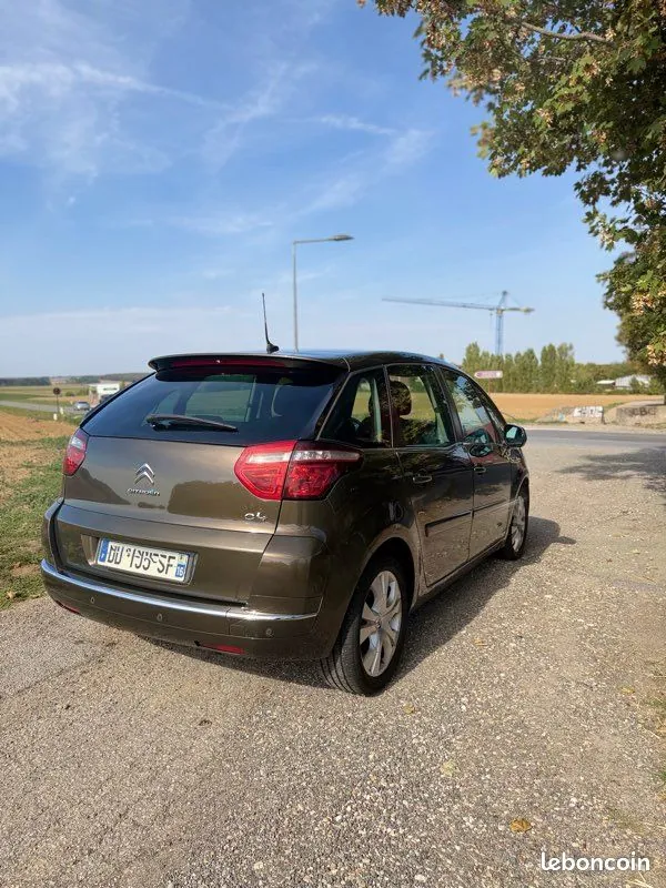 Citroen C4 Picasso 2012 photo 2
