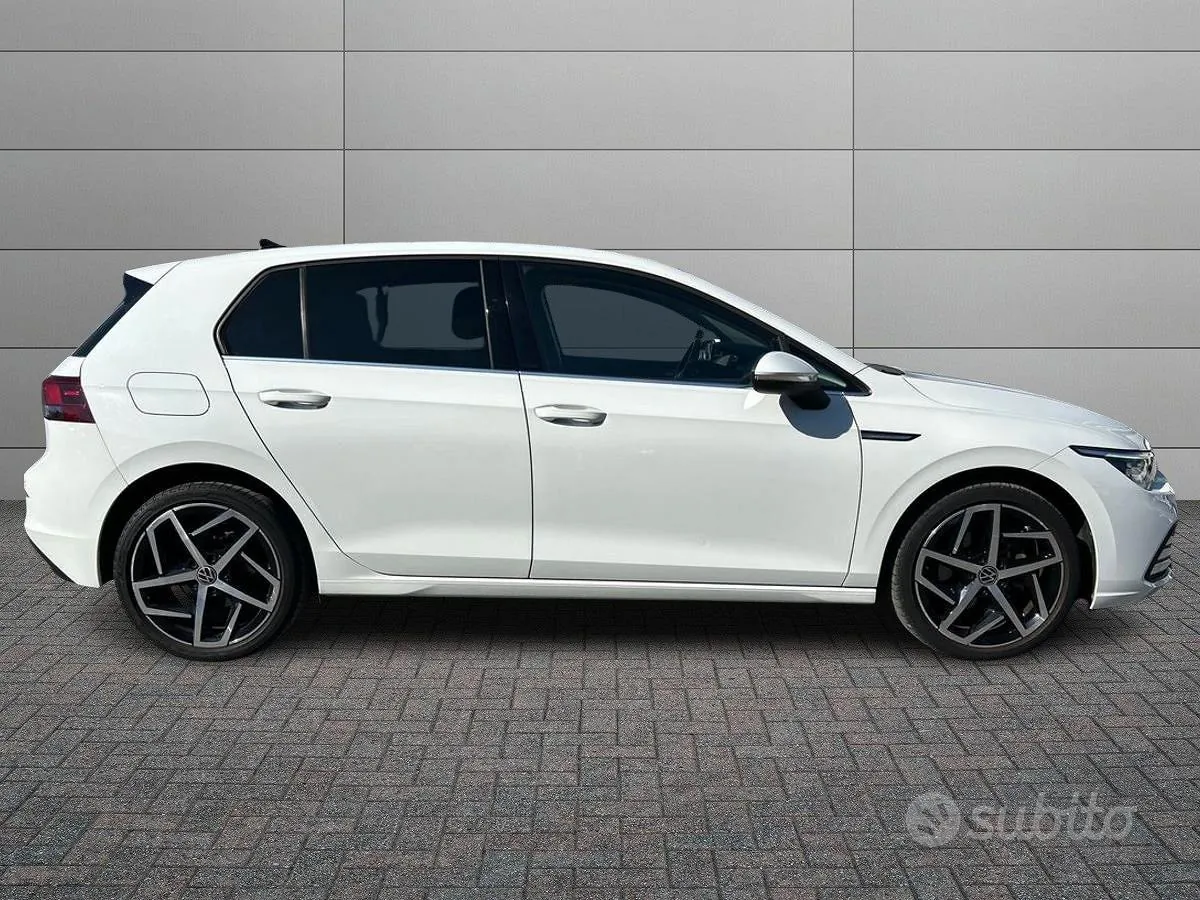 Volkswagen Golf 2021 photo 3