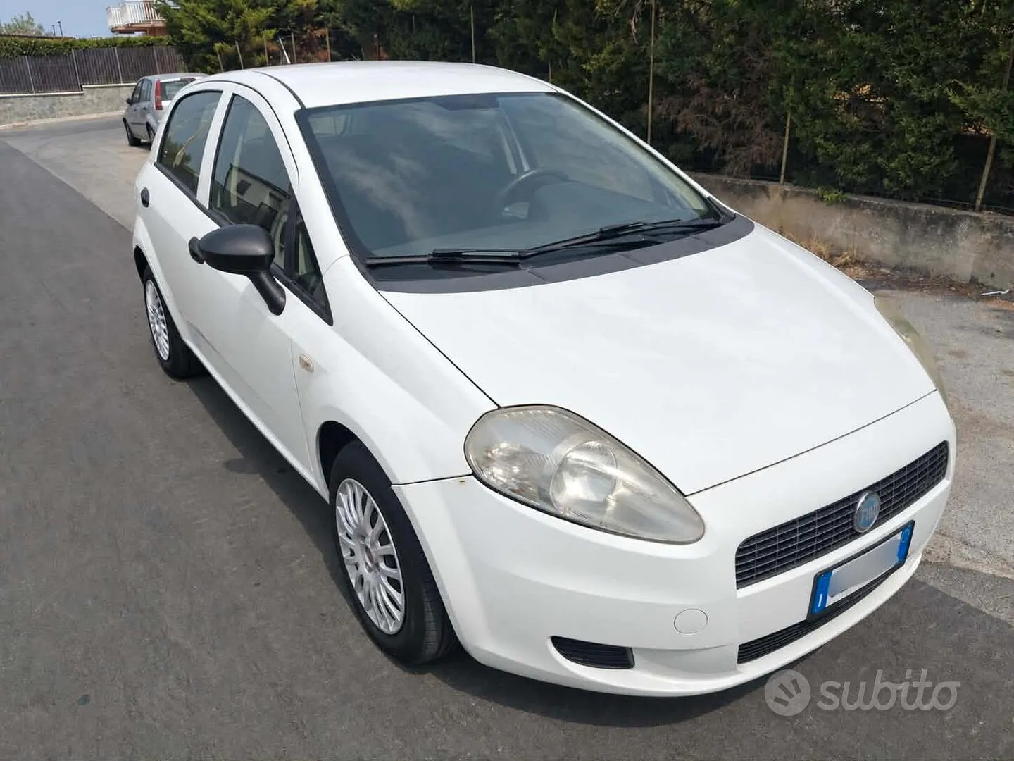 Fiat Grande Punto 2007 photo 2