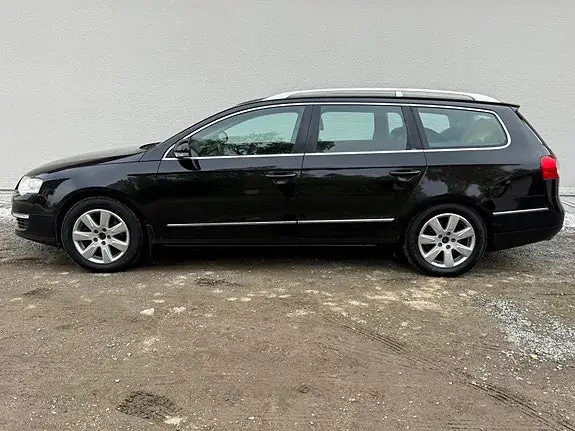 Volkswagen Passat 2009 photo 2