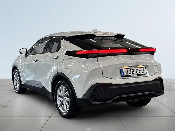 Toyota C-Hr 2025 photo 5