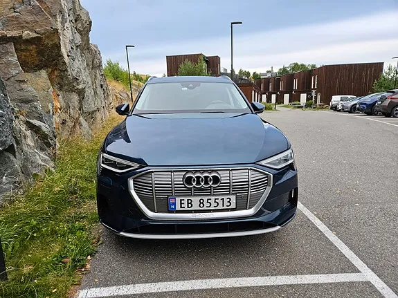 Audi E-Tron 2021 photo 3