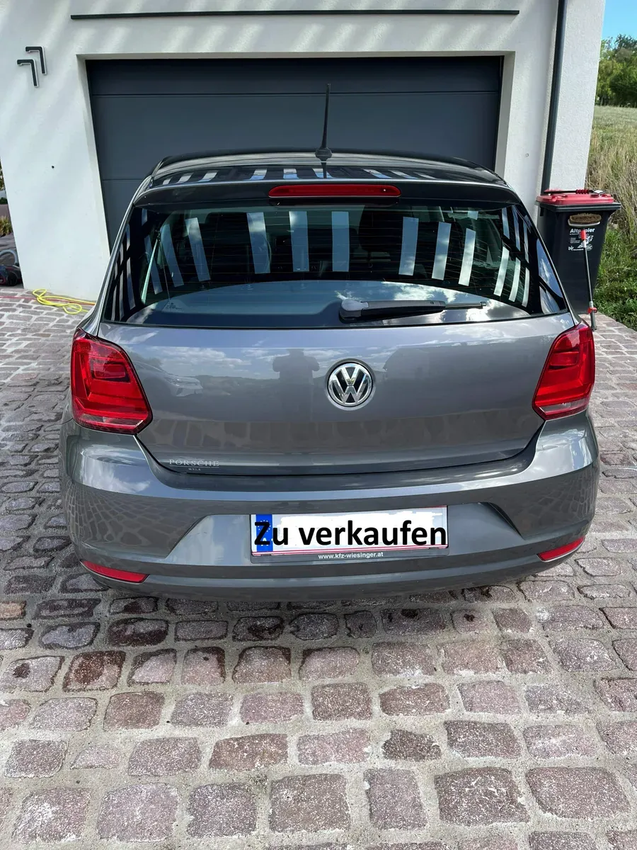 Volkswagen Polo 2014 photo 2