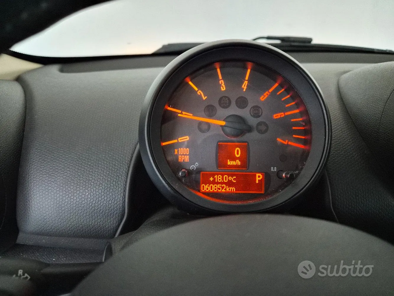 Mini Countryman 2015 photo 2