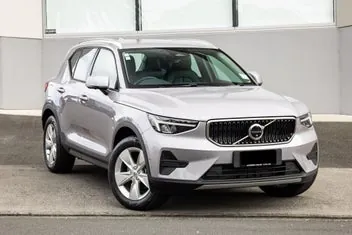 Volvo Xc40 2025 photo 2