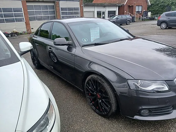 Audi A4 2009 photo 3