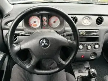 Mitsubishi Outlander 2006 photo 3