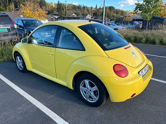 Volkswagen New Beetle 2002 photo 4