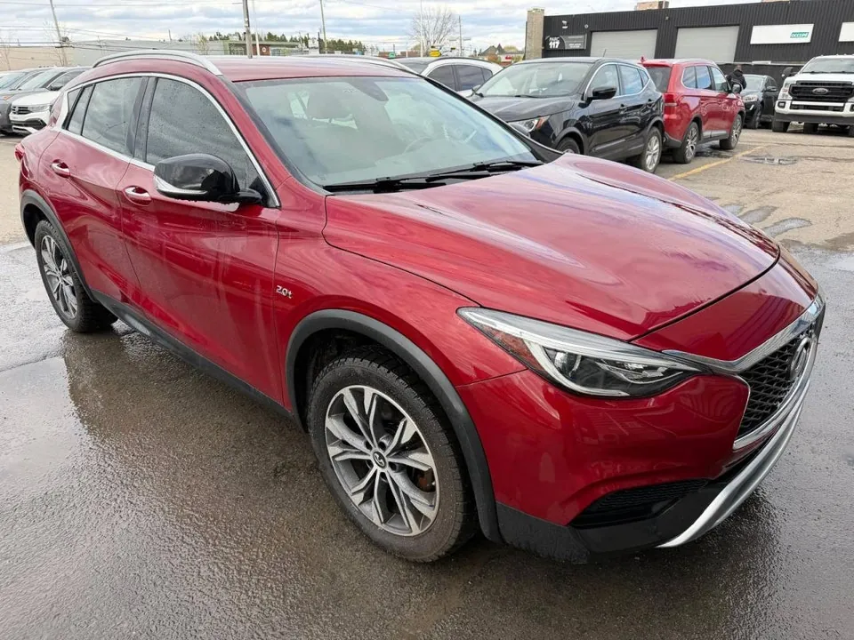 Infiniti Qx30