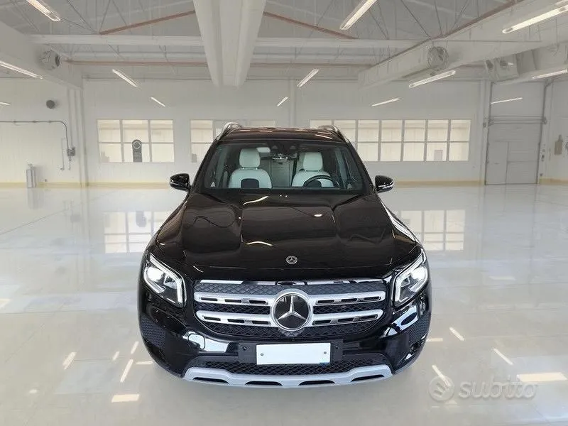 Mercedes-Benz Glb 2021 photo 2