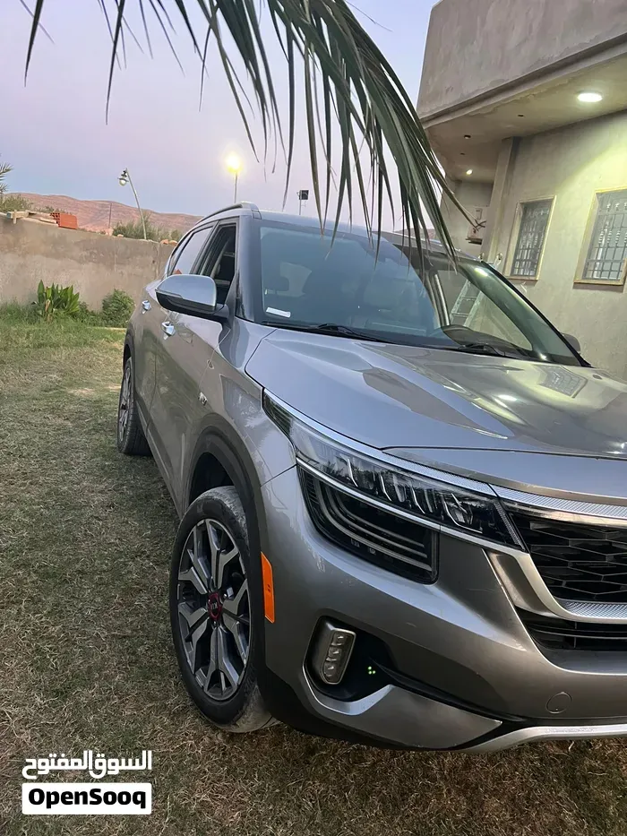Kia Seltos 2022 photo 2