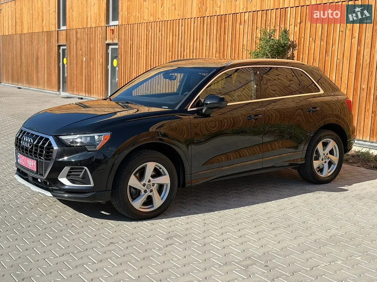 Audi Q3 2020 photo 4