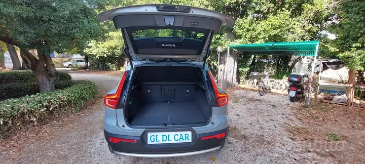 Volvo Xc40 2023 photo 5