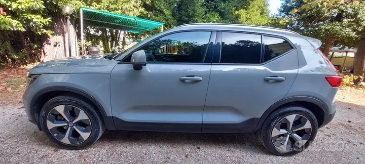 Volvo Xc40 2023 photo 3