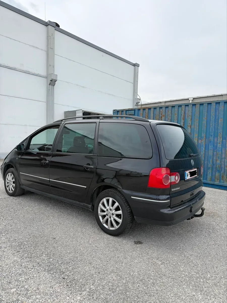 Volkswagen Sharan 2005 photo 3