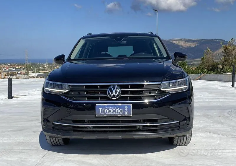 Volkswagen Tiguan 2023 photo 2