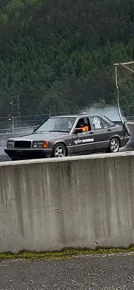 Mercedes-Benz 190 E