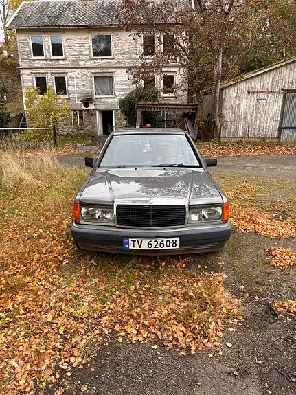 Mercedes-Benz 190 E 1990 photo 4