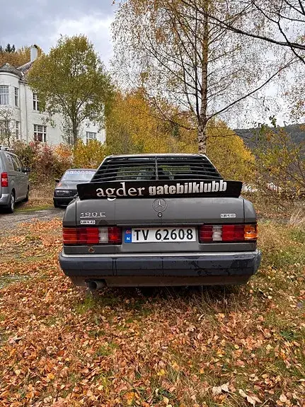 Mercedes-Benz 190 E 1990 photo 5