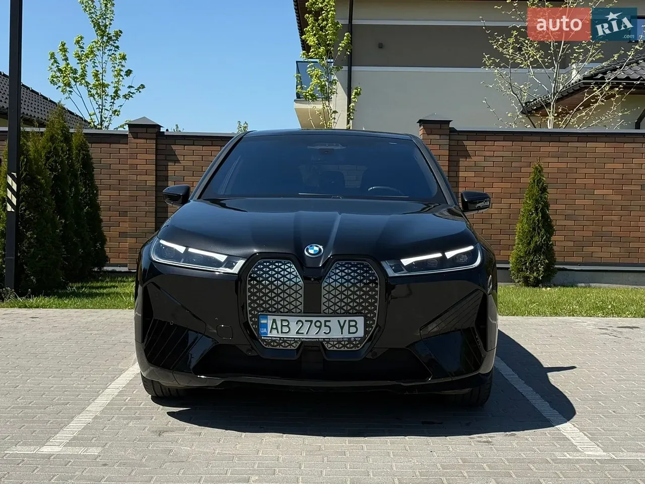 BMW Ix 2023 photo 3