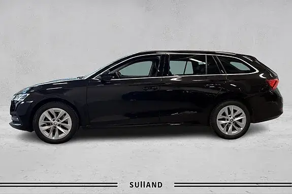 Skoda Octavia 2024 photo 2