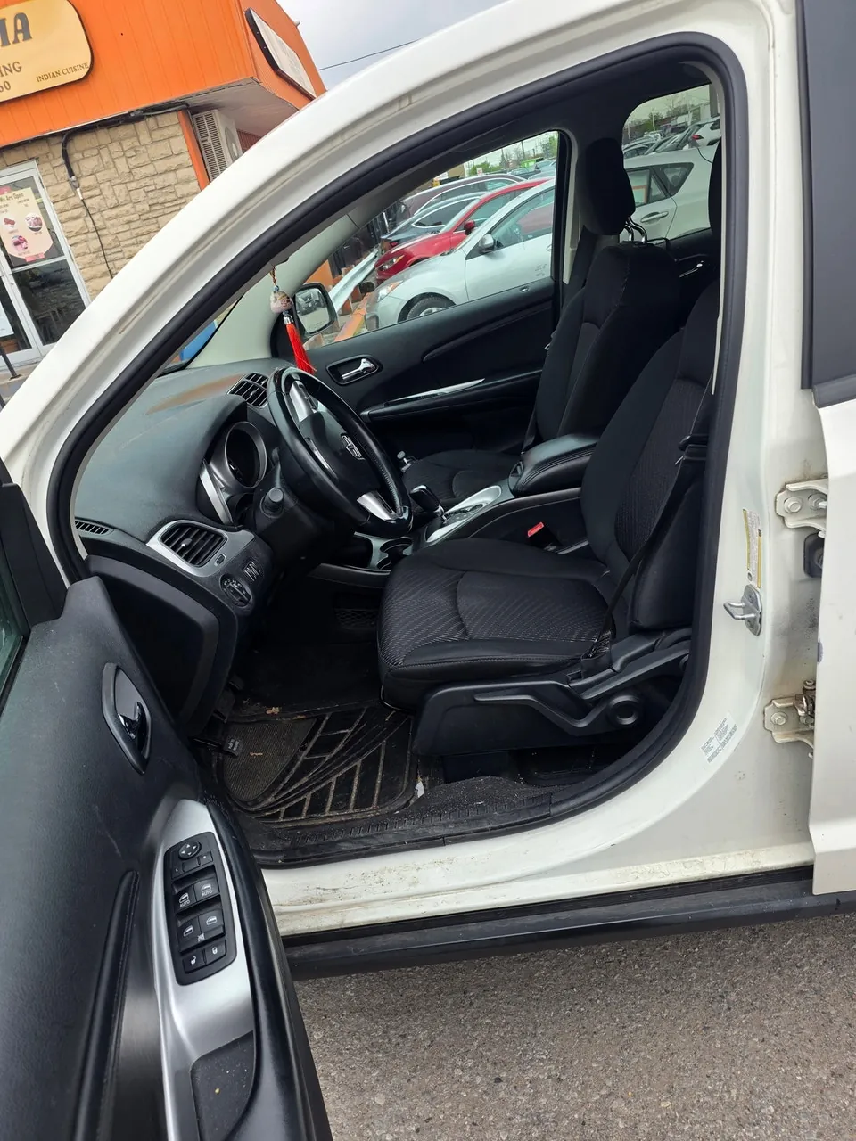 Dodge Journey 2011 photo 5