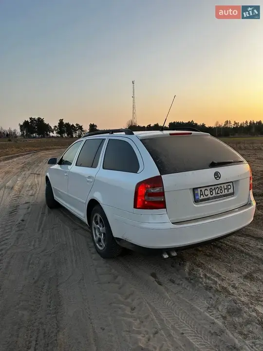 Skoda Octavia 2007 photo 3