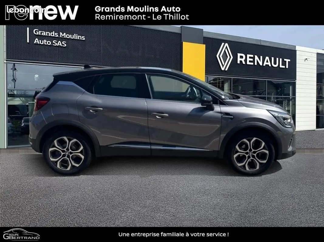 Renault Captur 2023 photo 4