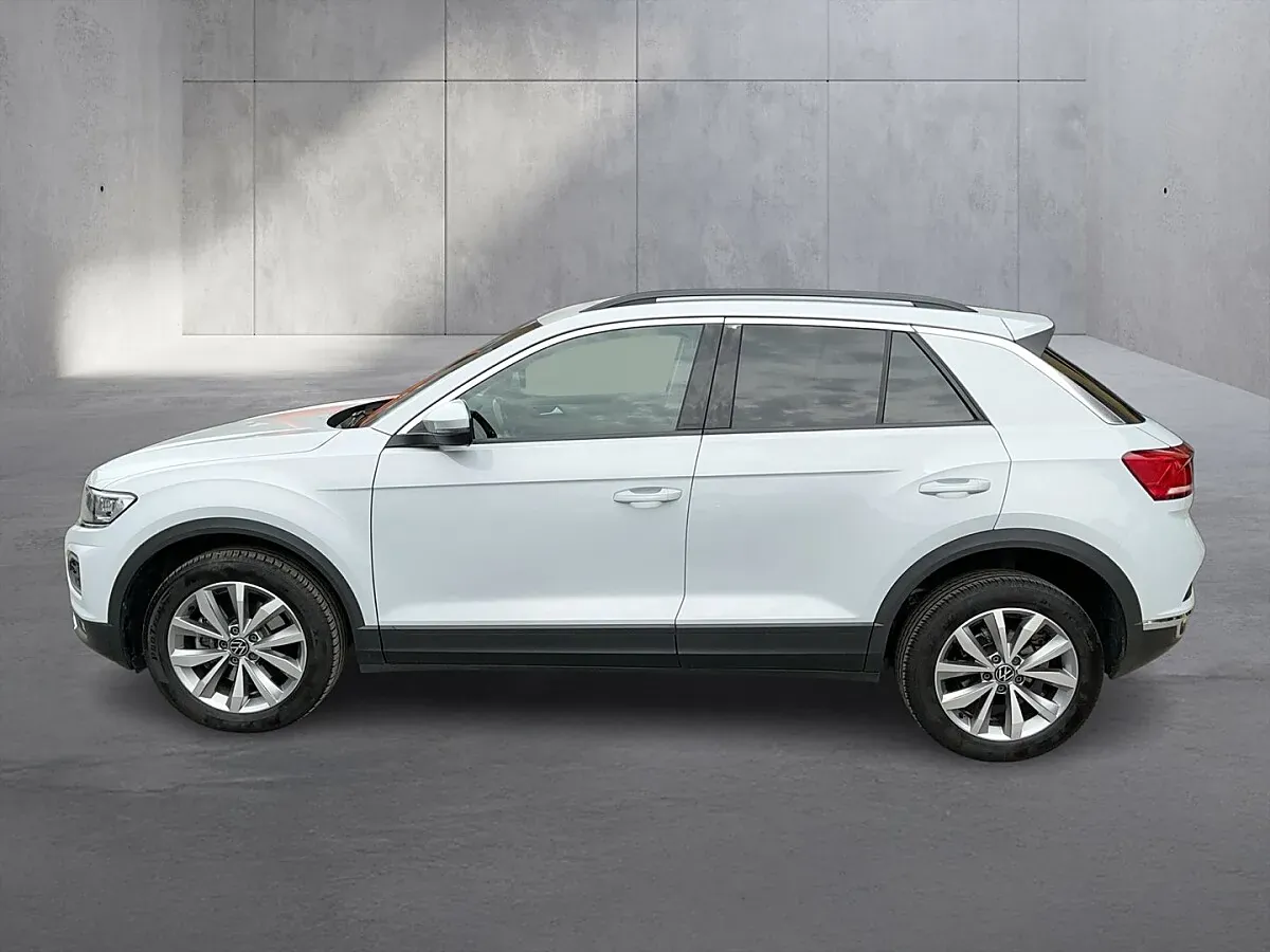 Volkswagen T-Roc 2021 photo 2