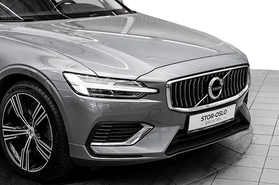 Volvo V60 2019 photo 2