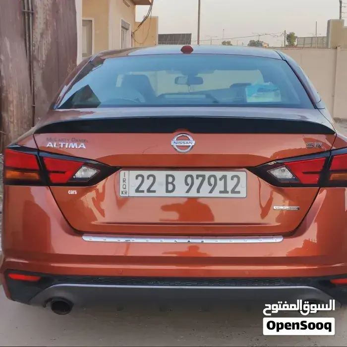 Nissan Altima 2022 photo 2
