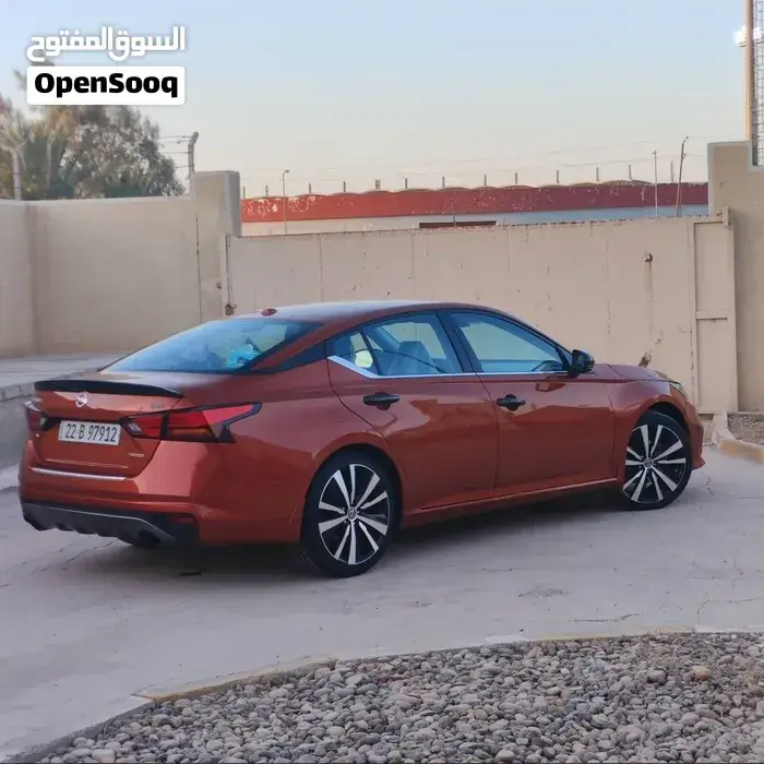 Nissan Altima