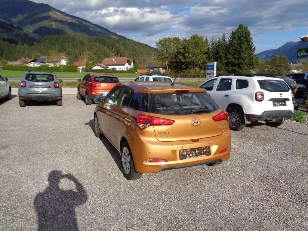 Hyundai I20 2016 photo 3