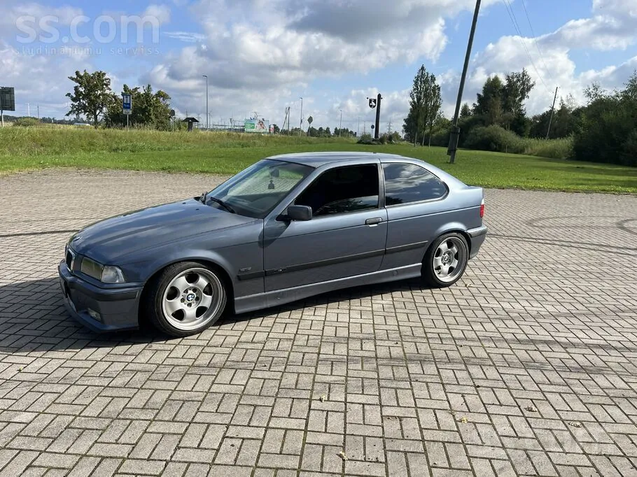 BMW E36 1998 photo 2
