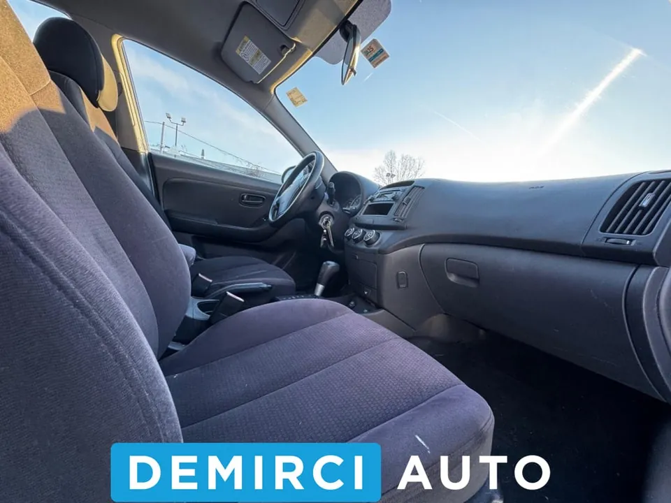 Hyundai Elantra 2008 photo 3