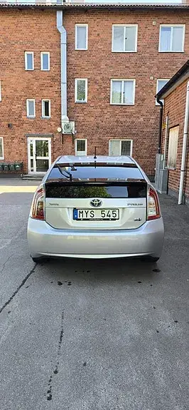 Toyota Prius 2012 photo 2