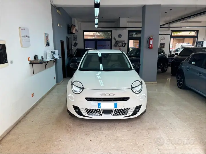 Fiat 600 2025 photo 2