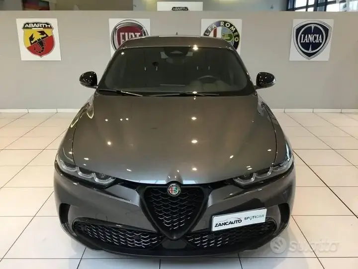 Alfa Romeo Tonale 2024 photo 4
