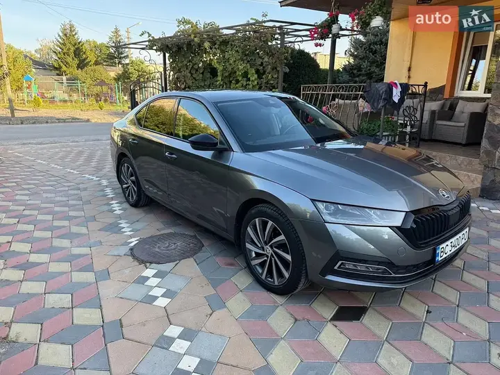 Skoda Octavia 2023 photo 3