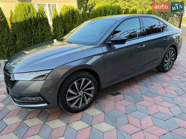 Skoda Octavia 2023 photo 4