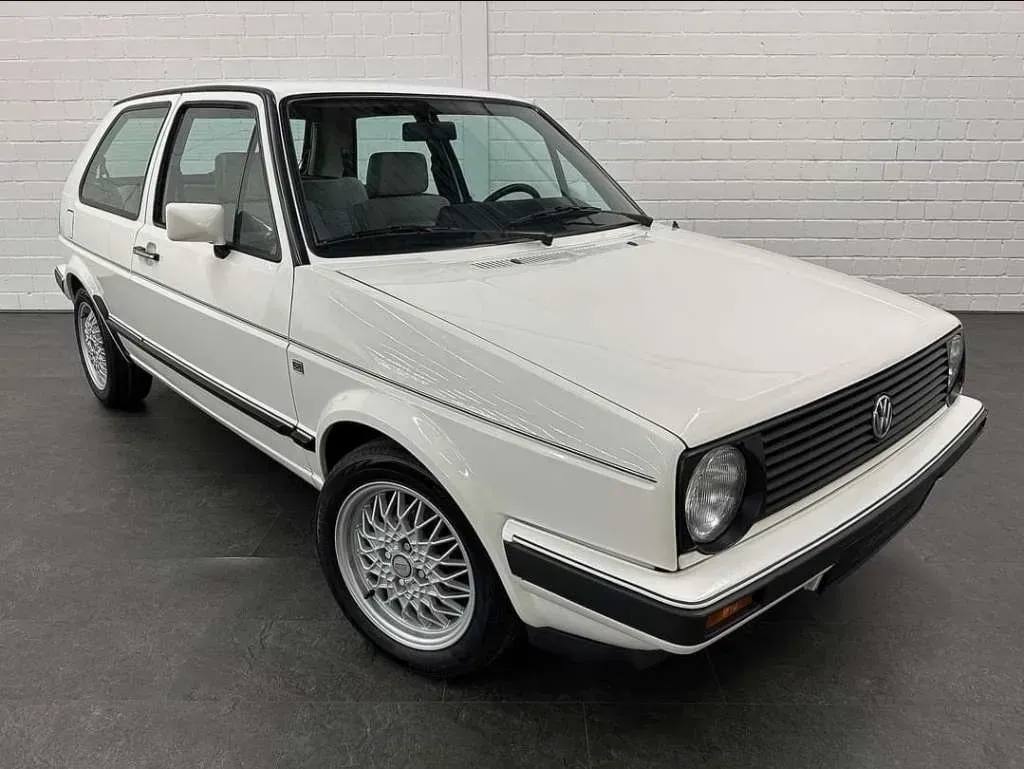 Volkswagen Golf 1987 photo 3