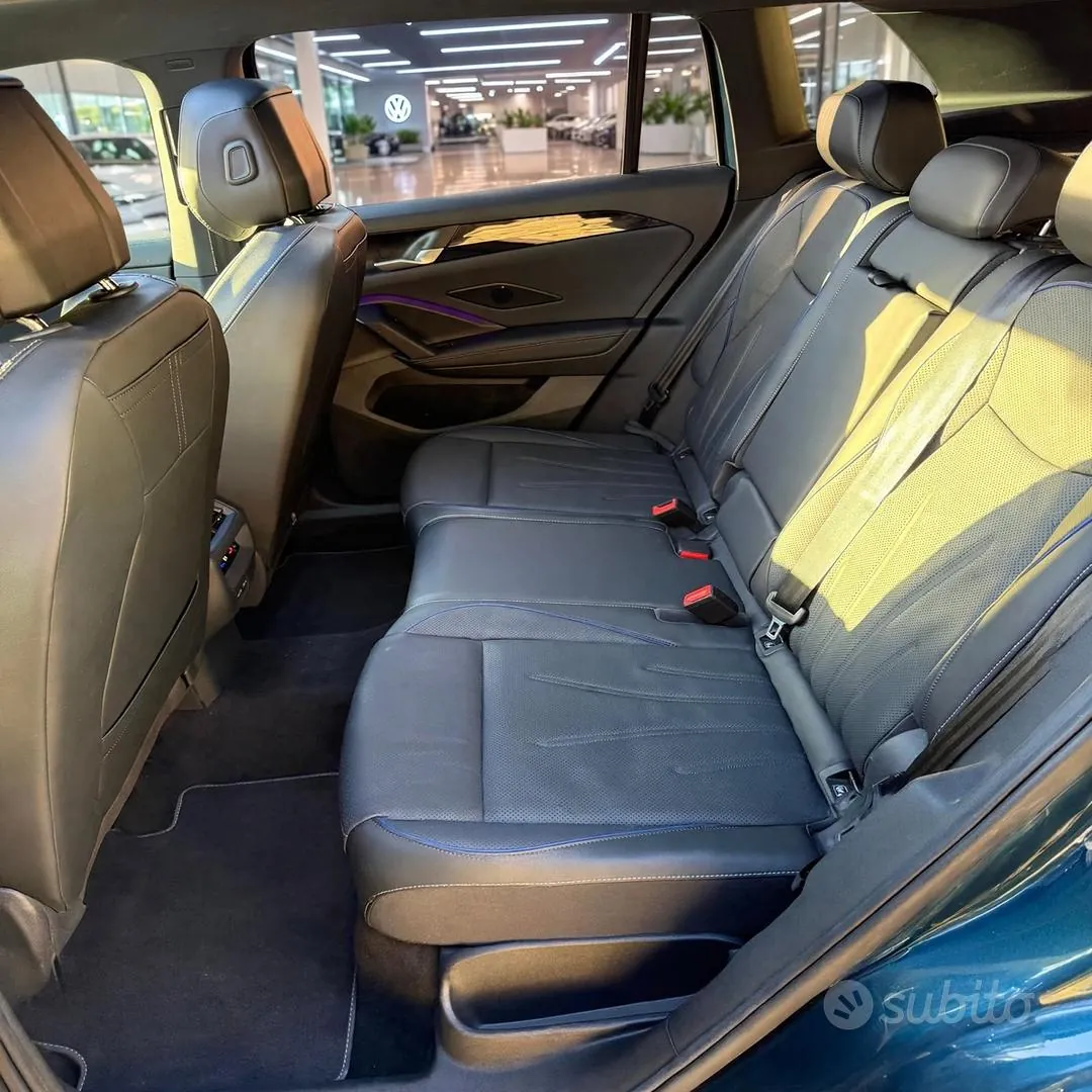 Volkswagen Tiguan 2025 photo 2