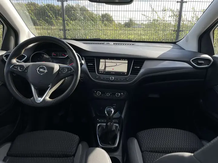 Opel Crossland X 2018 photo 3