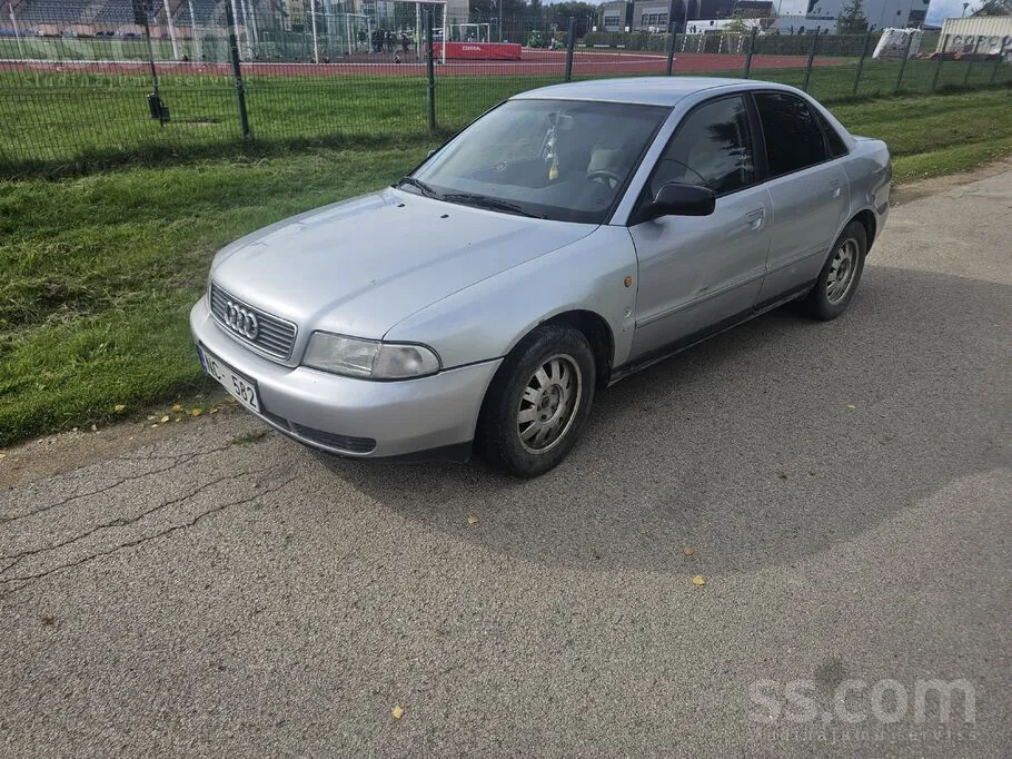 Audi A4 1997 photo 2