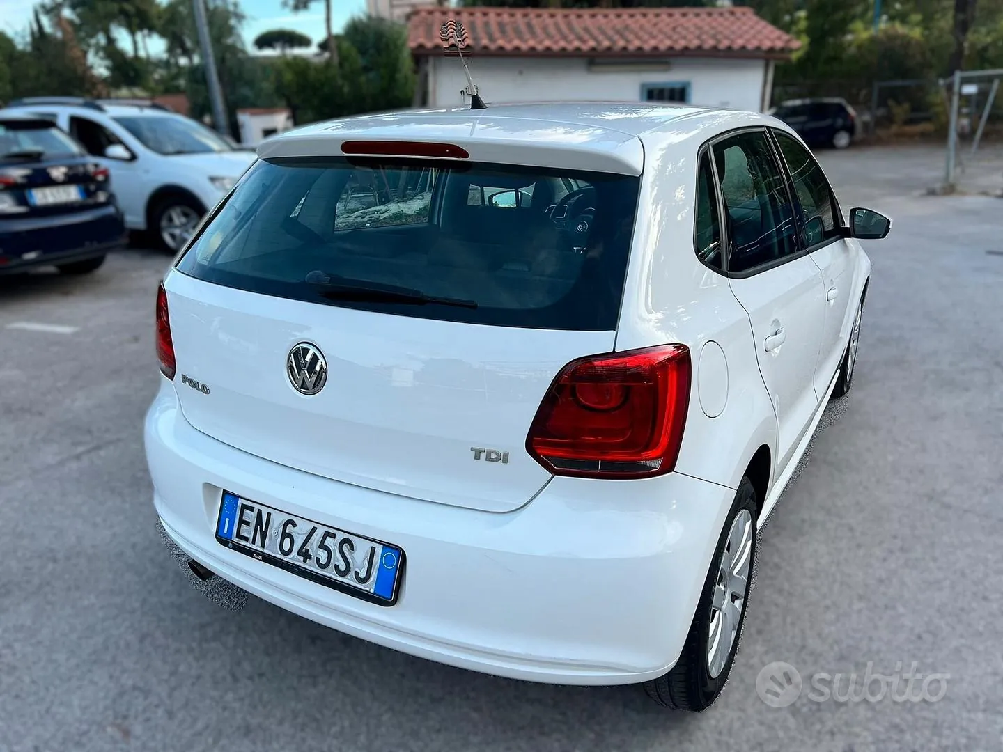 Volkswagen Polo 2012 photo 5