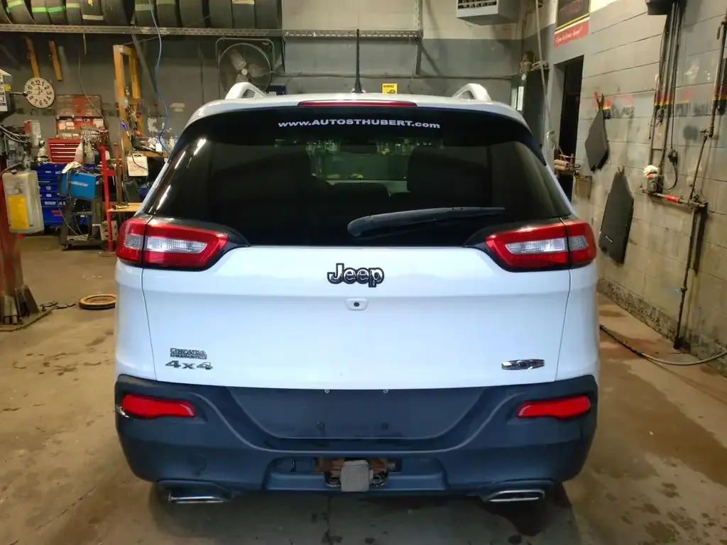 Jeep Cherokee 2015 photo 5